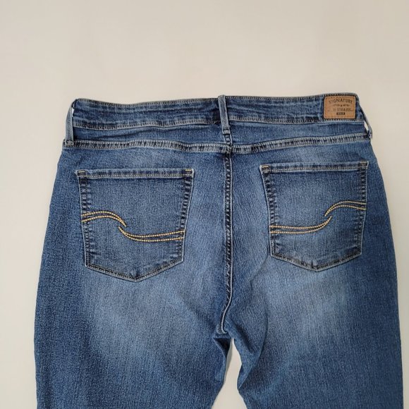 Levis Strauss Gold Signature Mid Rise Boot Cut Womens 14 Long - Picture 9 of 10